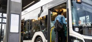 Foto van Pendelbus - Stadsbus van HuureenBus.nl